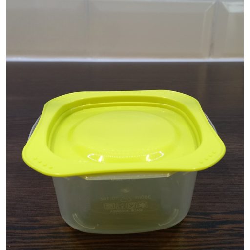 VIXI 500 ml-es frissentartó edény mikróban melegíthető fedővel, ételtárolás és fagyasztás céljára.