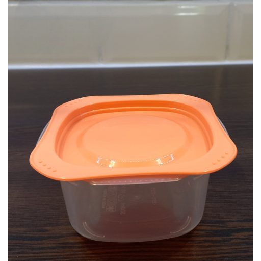VIXI 500 ml-es frissentartó edény mikróban melegíthető fedővel, ételtárolás és fagyasztás céljára.