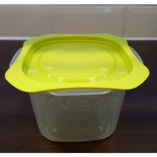 VIXI 900 ml-es frissentartó edény, ideális ételtárolásra és mikróban melegíthető.