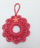Kézzel készített négy évszakos horgolt ajtódísz, minőségi Ruby fonalból és fa díszítéssel