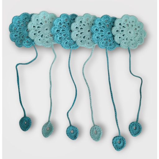 Horgolt virágos könyvjelző 