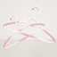 VIXI vállfa pink színben, csúszásmentes és ruhakímélő szárítás és tárolás